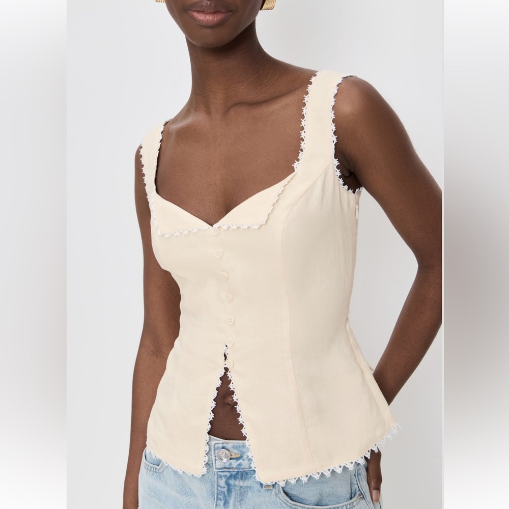 Reformation
Viola Linen Top